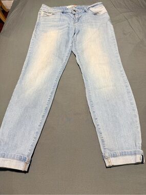 🔹G by GUESS women's denim jeans .